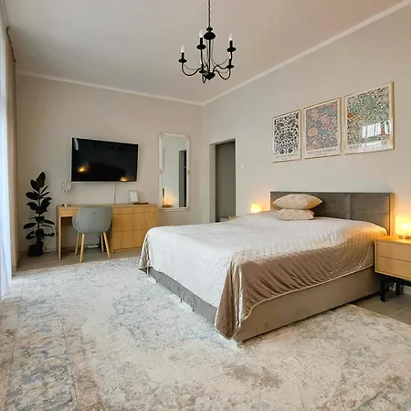 Tullu - W Centrum, Blisko Bulwaru, Blisko Molo *